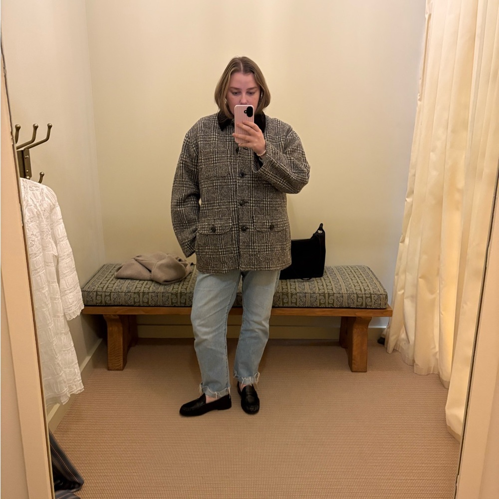 Meet your Posher, Emily